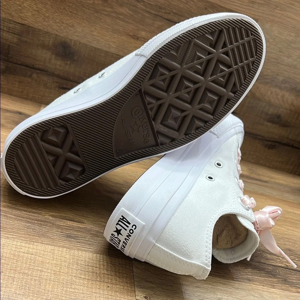Converse White Sneakers with Pink Lace platform